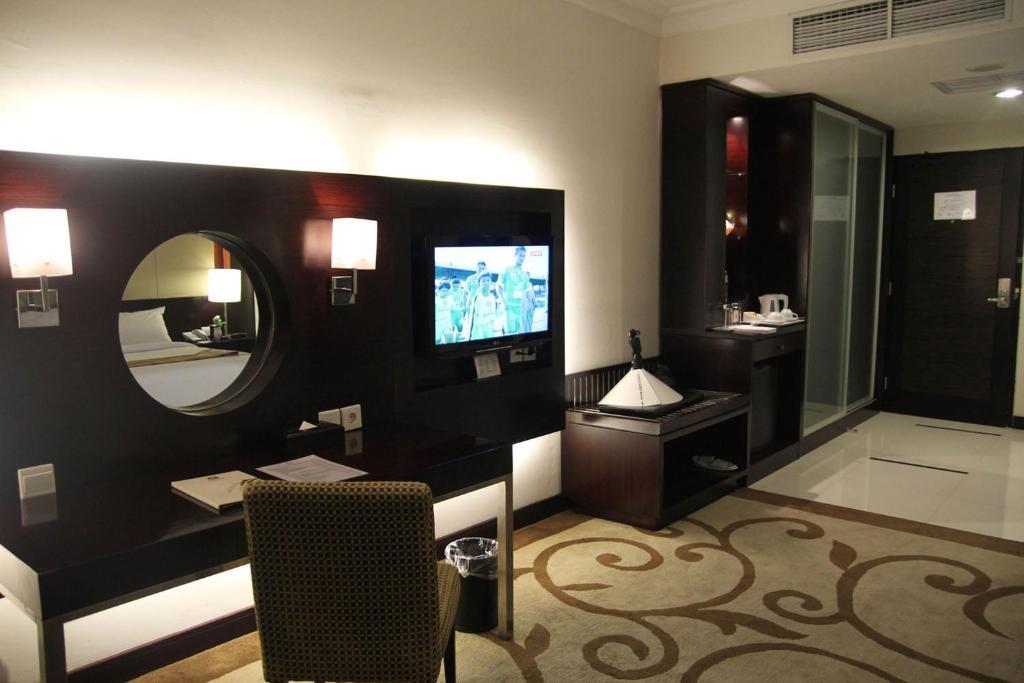 Premier Basko Hotel Padang  Habitación foto
