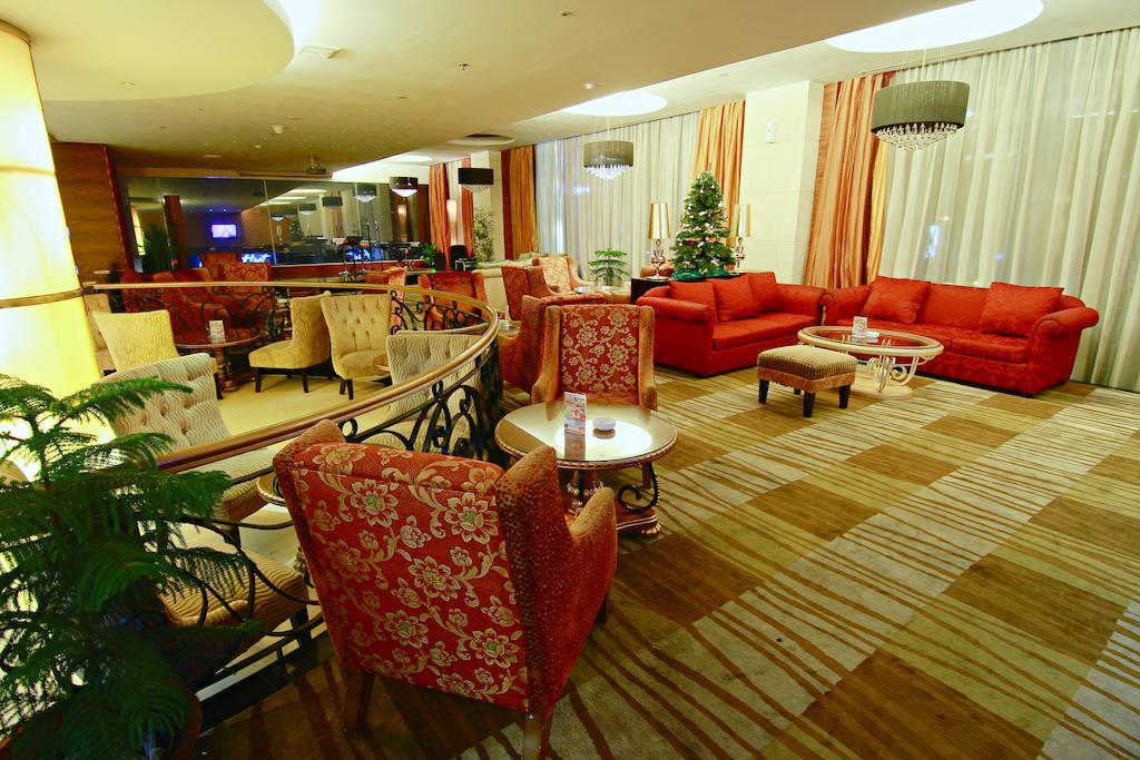 Premier Basko Hotel Padang  Exterior foto